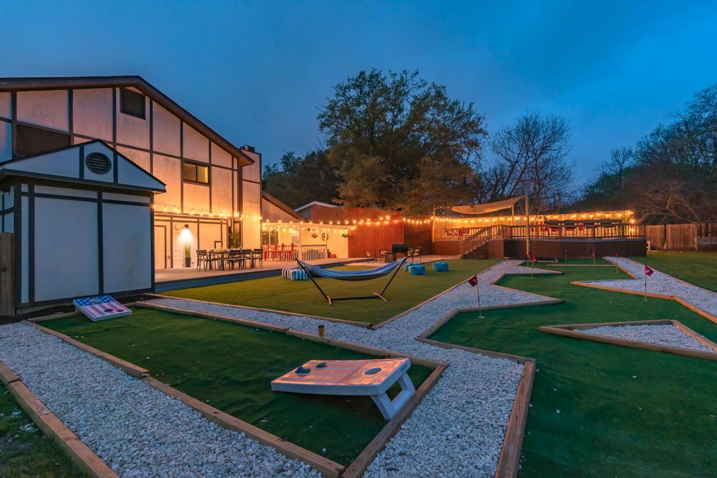 Pool, Gameroom & Minigolf Enchanting Texas Сasa de vacaciones *