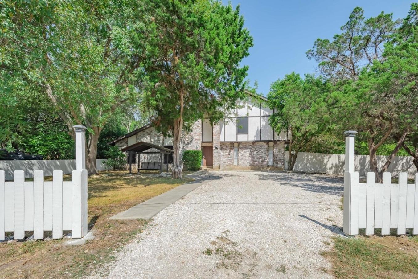 Pool, Gameroom & Minigolf Enchanting Texas *